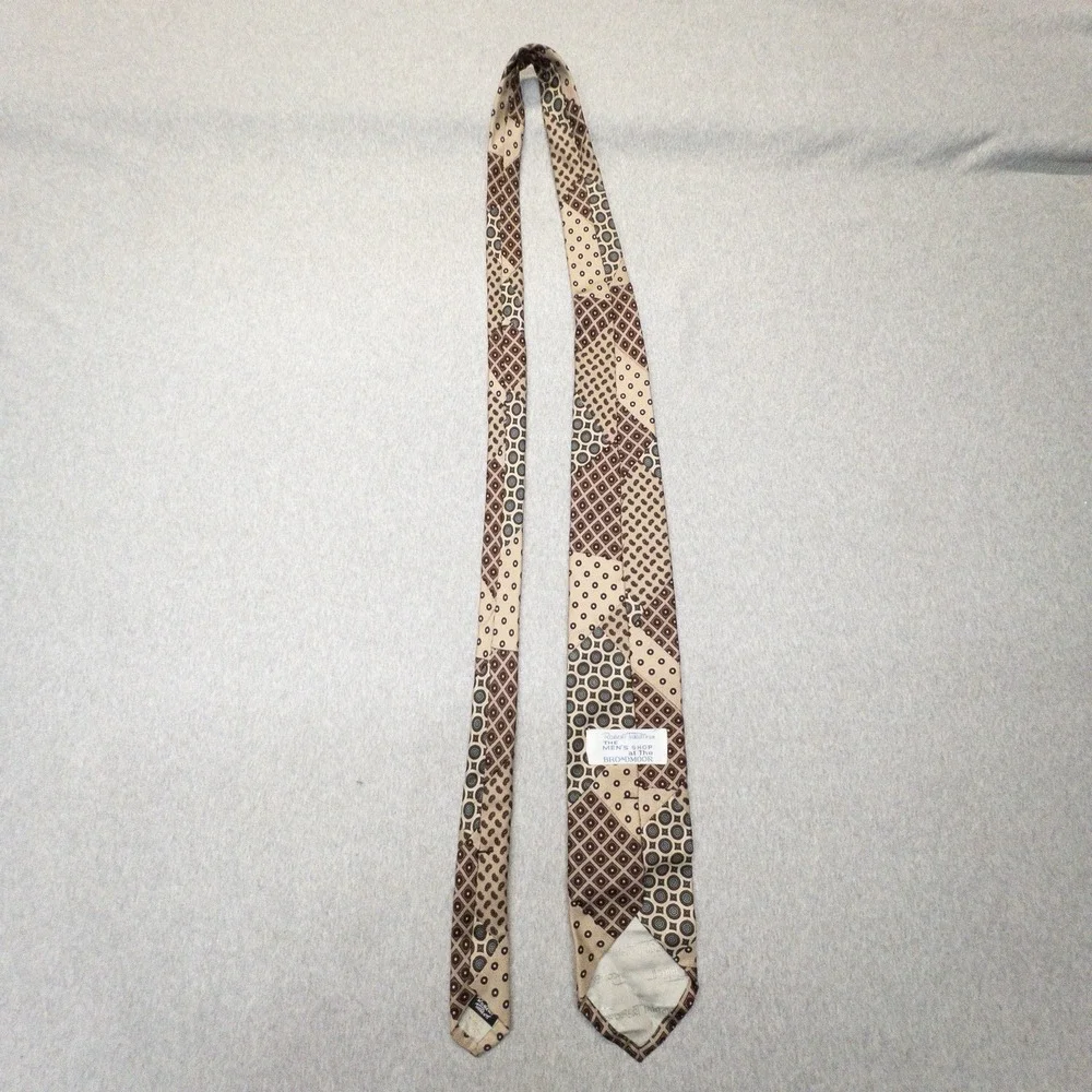 Robert Talbott Tie Mens Shop at the Broadmoor 100% Silk Geometric Office‎ Preppy